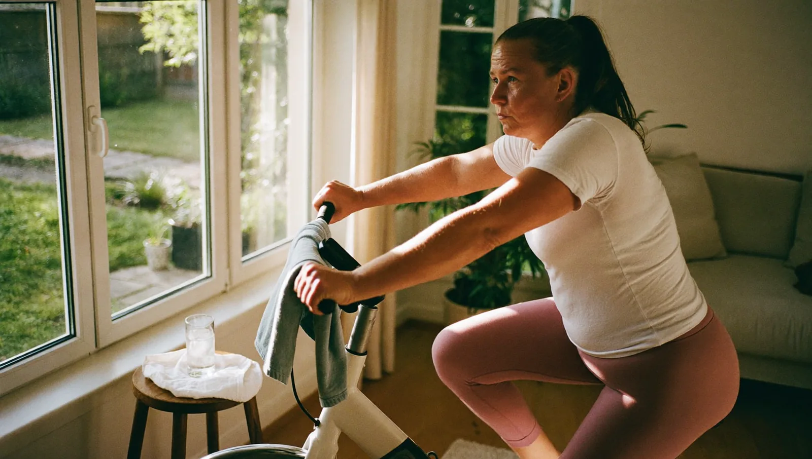 HIIT v perimenopauze: kdy pomáhá a kdy přidává stres